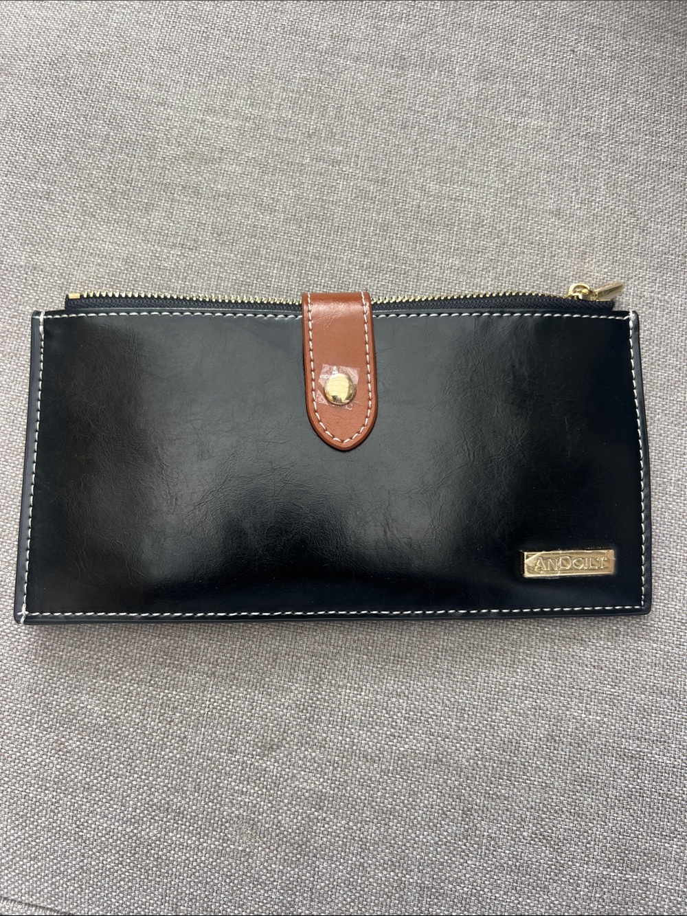 Black and Brown Leather Zip-Top Men's Wallet by